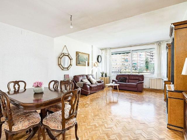Piso en venta en calle Gran Via de Carles III, Barcelona, de 133 m² 3 habitaciones por 760.000