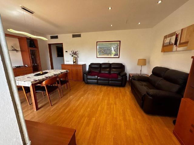 Piso en venta en calle Gran Via de Les Corts Catalanes, Barcelona, de 57 m² 2 habitaciones por 360.000