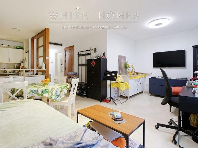 Piso en venta en calle Gran Via de Les Corts Catalanes, Barcelona, de 76 m² 2 habitaciones por 456.000