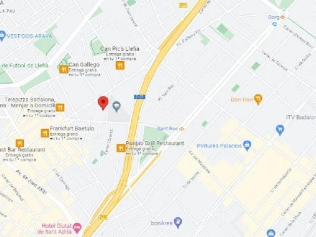 Piso en venta en calle Huelva, Badalona, de 62 m² 3 habitaciones por 80.000
