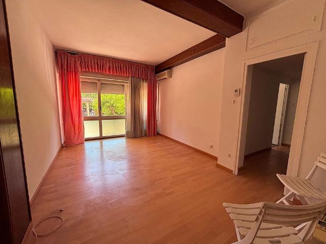 Piso en venta en calle Huelva, Barcelona, de 95 m² 4 habitaciones por 370.000