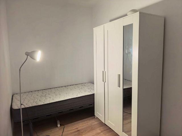 Piso en venta en calle Holanda D', Hospitalet de Llobregat, L´, de 61 m² 2 habitaciones por 218.000