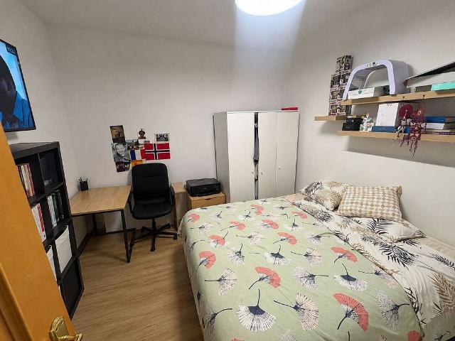 Piso en venta en calle Holanda, Hospitalet de Llobregat, L´, de 40 m² 2 habitaciones por 154.000