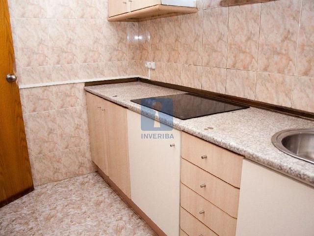 Piso en venta en calle Holanda, Hospitalet de Llobregat, L´, de 51 m² 3 habitaciones por 83.630
