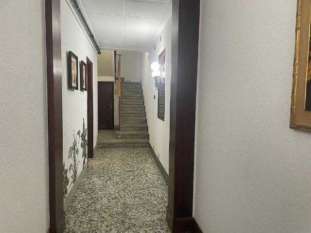 Piso en venta en calle Holanda, Hospitalet de Llobregat, L´, de 70 m² 2 habitaciones por 260.000