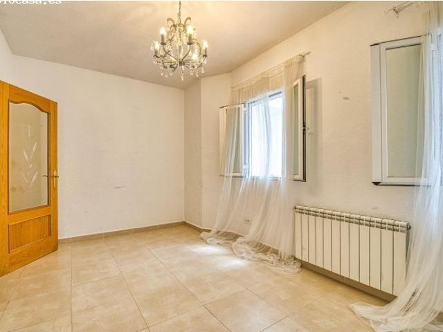 Piso en venta en Calle Ibiza, junto al Parque del Retiro
