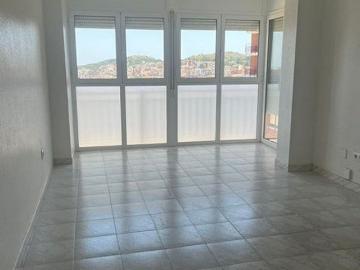 Piso en venta en calle Idumea, Barcelona, de 85 m² 4 habitaciones por 386.000
