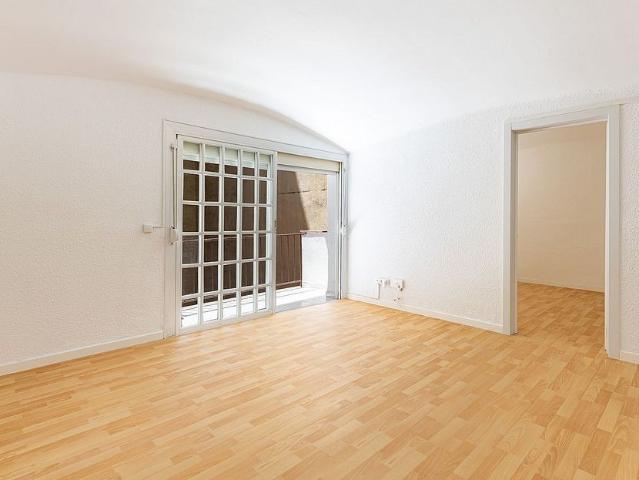 Piso en venta en calle Isabel la Catolica D', Hospitalet de Llobregat, L´, de 85 m² 3 habitaciones por 212.999