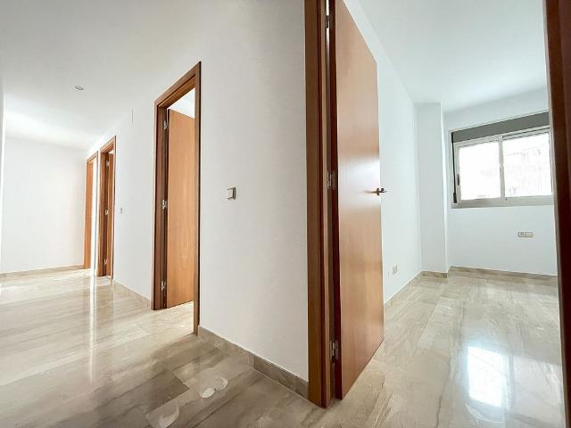 Piso en venta en calle Juan Sebastián Elcano, Tortosa, de 111 m² 3 habitaciones por 167.000