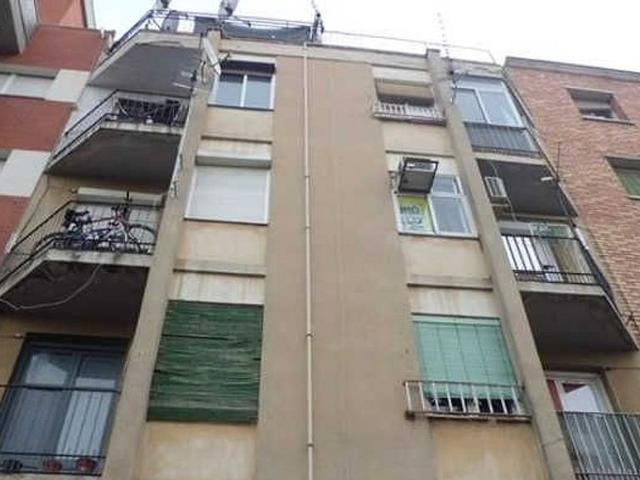 Piso en venta en calle Júpiter, Lleida, de 65 m² 2 habitaciones por 25.000
