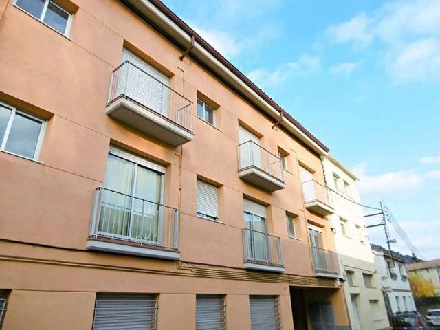 Piso en venta en calle Joan Castells, Capellades, de 103 m² 3 habitaciones por 123.000
