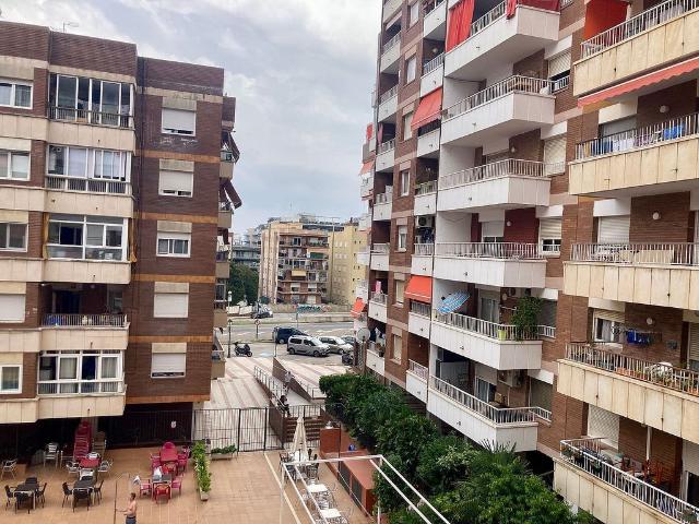 Piso en venta en calle Joan Maragall, Calella, de 80 m² 2 habitaciones por 237.000