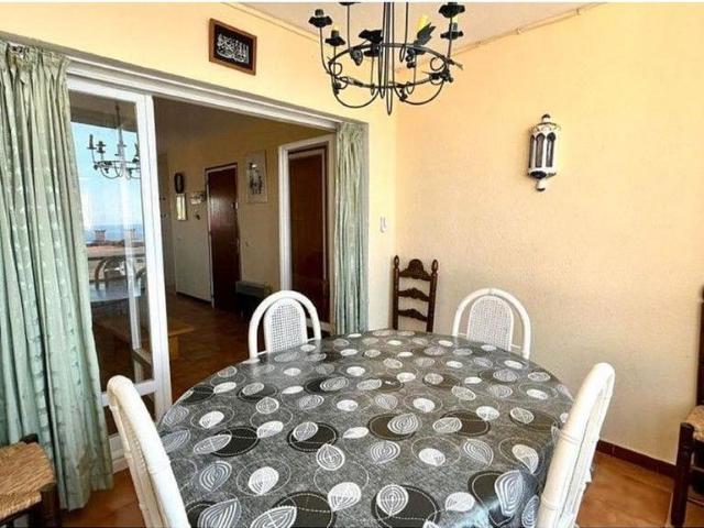 Piso en venta en calle Joan Timoneda, Roses, de 54 m² 1 habitación por 139.000
