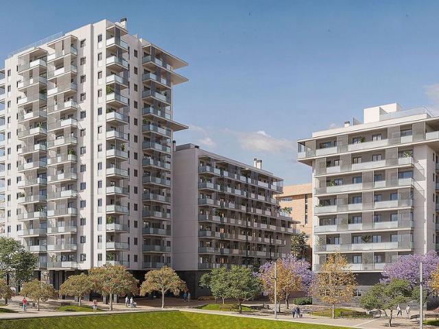 Piso en venta en calle Josep Tarradellas i Joan, Hospitalet de Llobregat, L´, de 105 m² 3 habitaciones por 397.000
