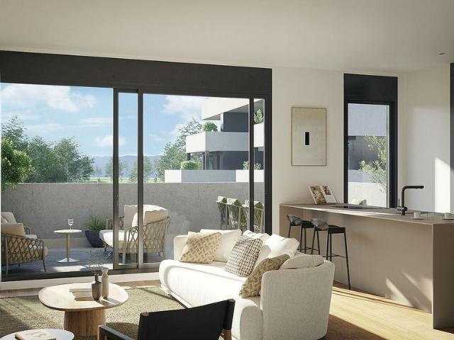 Piso en venta en calle Josep Tarradellas, Vilablareix, de 83 m² 3 habitaciones por 367.000