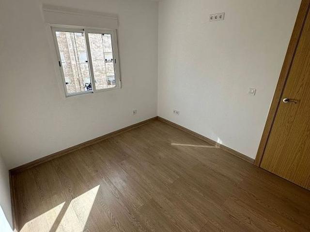 Piso en venta en calle Joventut, Hospitalet de Llobregat, L´, de 63 m² 3 habitaciones por 280.000