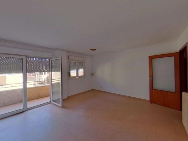 Piso en venta en calle La Parra, Lleida, de 90 m² 3 habitaciones por 95.000
