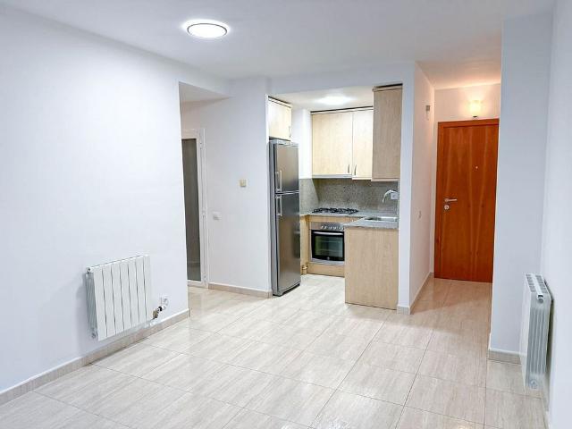 Piso en venta en calle La Pau, Figueres, de 45 m² 2 habitaciones por 135.000