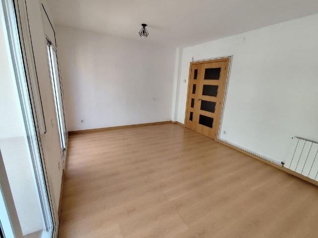 Piso en venta en calle Llenguadoc, Barcelona, de 73 m² 2 habitaciones por 328.000