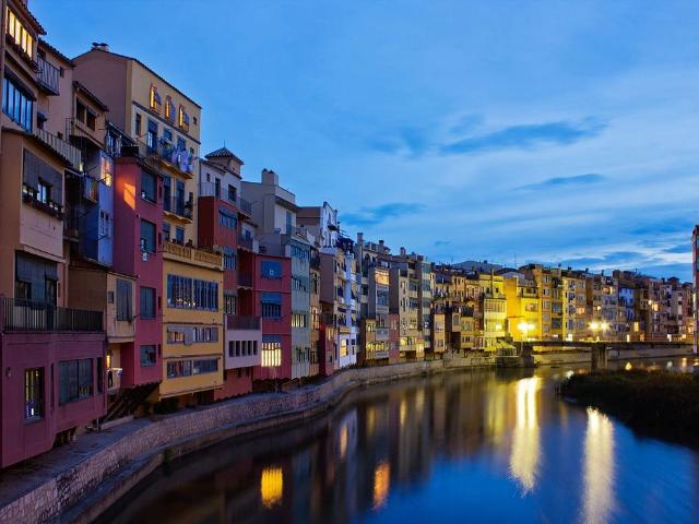 Piso en venta en calle Lleida, Escala, L´, de 85 m² 2 habitaciones por 131.000