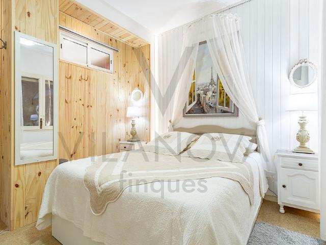 Piso en venta en calle Llibertat, Reus, de 156 m² 5 habitaciones por 449.000