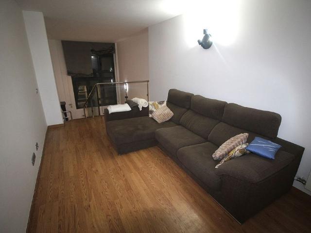 Piso en venta en calle Llobregat, Hospitalet de Llobregat, L´, de 100 m² 3 habitaciones por 410.000