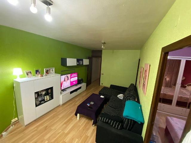 Piso en venta en calle Llobregat, Hospitalet de Llobregat, L´, de 73 m² 3 habitaciones por 235.000