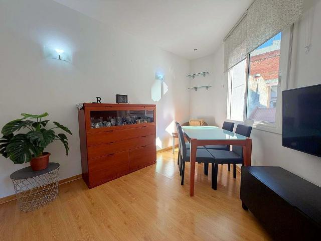 Piso en venta en calle Llobregat, Hospitalet de Llobregat, L´, de 82 m² 3 habitaciones por 254.520