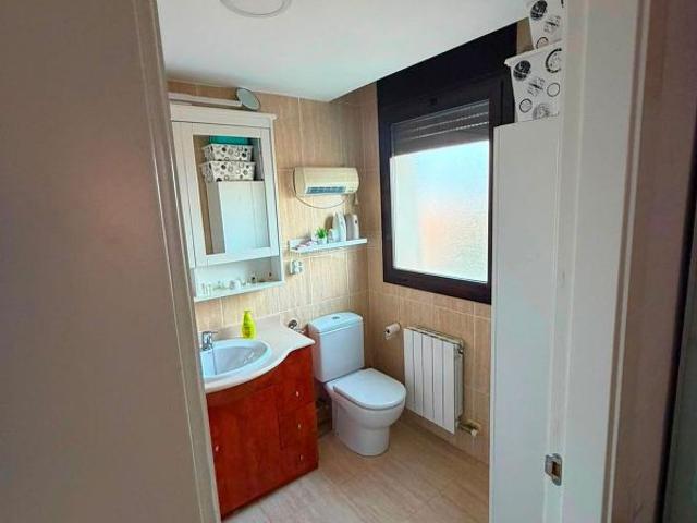 Piso en venta en calle Lluis Companys, Santa Eulàlia de Ronçana, de 96 m² 3 habitaciones por 315.000