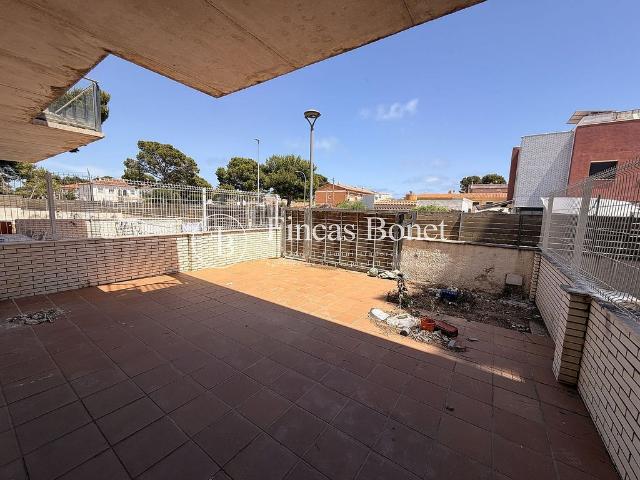 Piso en venta en calle Los Angeles de, Mont Roig del Camp, de 63 m² 2 habitaciones por 149.900