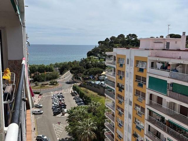 Piso en venta en calle Puig de Popa, Calella, de 70 m² 2 habitaciones por 179.000