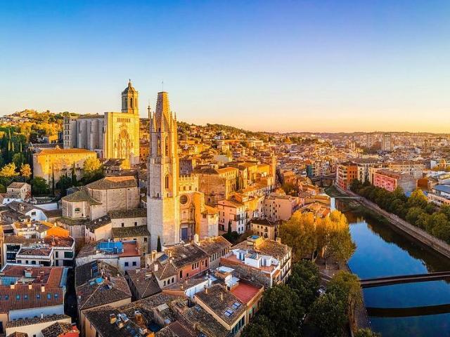 Piso en venta en calle Pala, Olot, de 92 m² 3 habitaciones por 81.000
