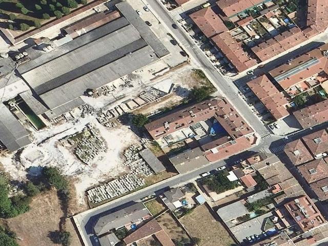 Piso en venta en calle Palamos, Santa Coloma de Farners, de 82 m² 3 habitaciones por 75.000