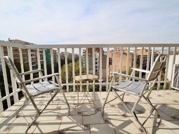 Piso en venta en calle Parallel, Barcelona, de 84 m² 4 habitaciones por 720.000