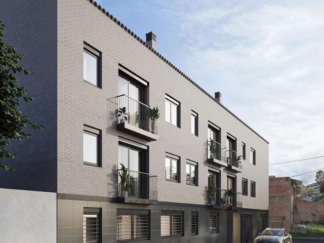 Piso en venta en calle Pau Casals, Rubí, de 102 m² 4 habitaciones por 407.000