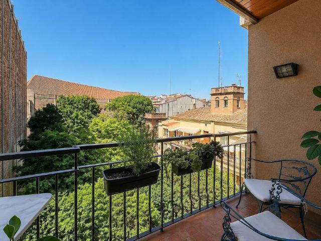 Piso en venta en calle Muntaner, Figueres, de 128 m² 4 habitaciones por 230.000