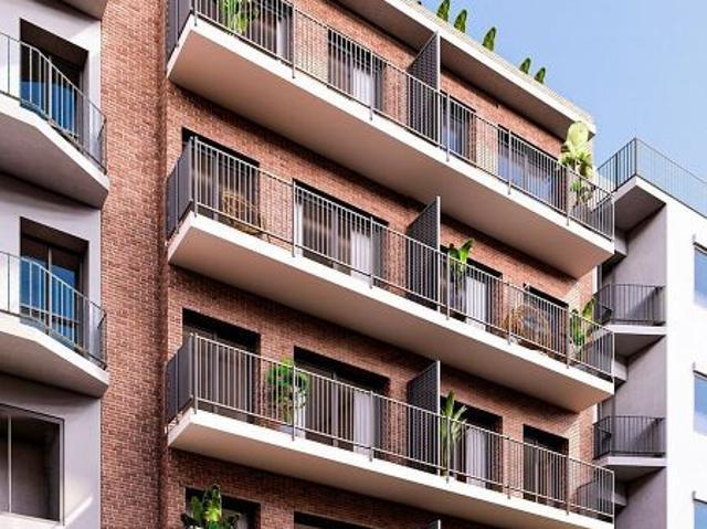 Piso en venta en calle Pau Piferrer, Badalona, de 90 m² 3 habitaciones por 365.000