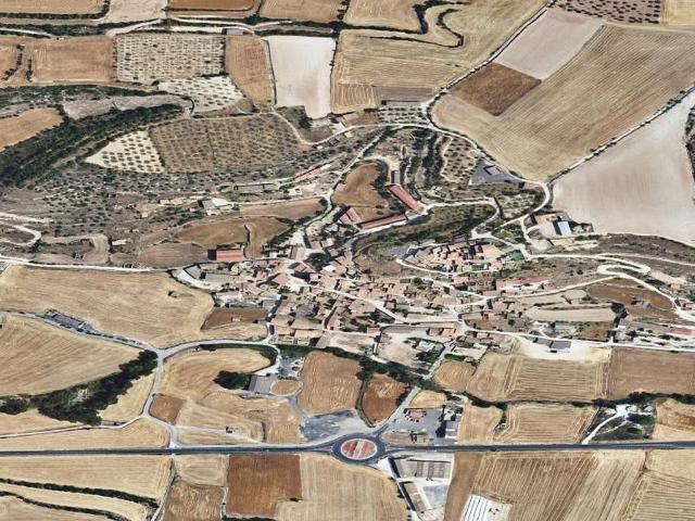 Piso en venta en calle Pere Vila, Oluges, les, de 215 m² 3 habitaciones por 347.041