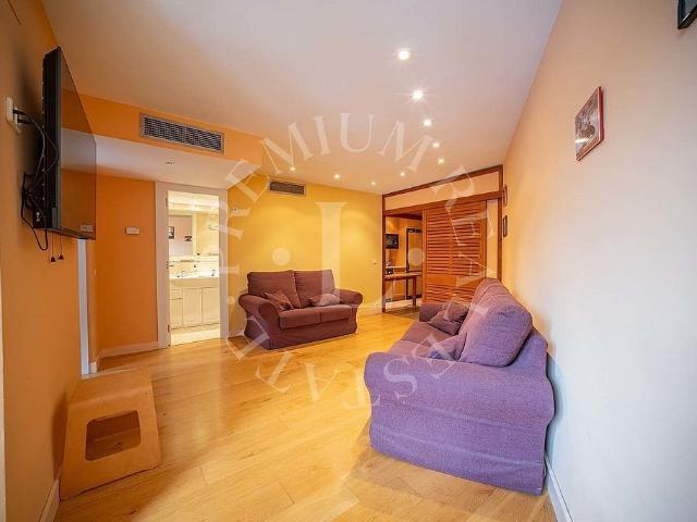 Piso en venta en Naut Aran, de 55 m² 2 habitaciones por 500.000