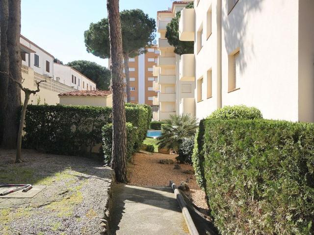 Piso en venta en calle Pi i Margall, Escala, L´, de 55 m² 2 habitaciones por 210.000