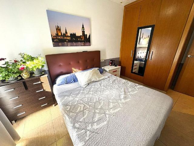 Piso en venta en calle Pirineus, Sant Carles de la Ràpita, de 68 m² 3 habitaciones por 145.000
