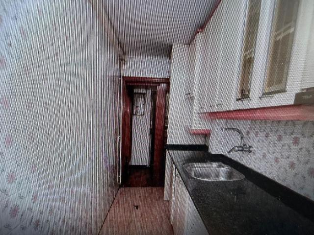 Piso en venta en calle Pirineus, Santa Coloma de Gramanet, de 63 m² 3 habitaciones por 138.000