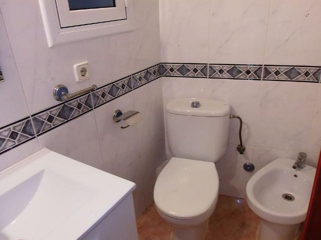 Piso en venta en calle Pla de Fornells, Barcelona, de 56 m² 2 habitaciones por 185.000
