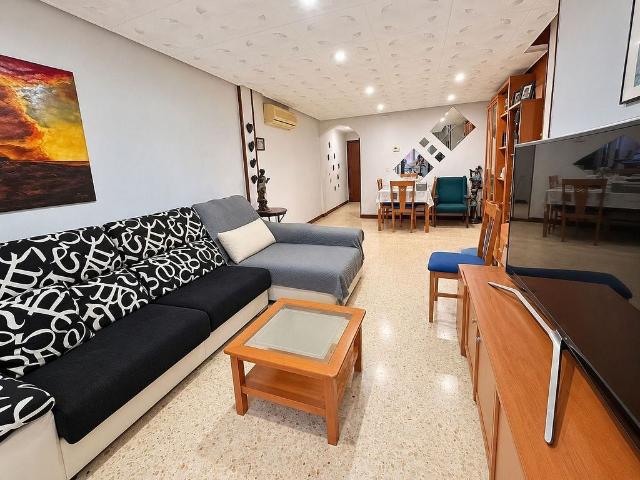 Piso en venta en calle Ponent, Tarragona, de 101 m² 4 habitaciones por 185.000