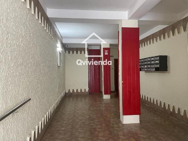 Piso en venta en calle Pont, Canovelles, de 89 m² 3 habitaciones por 83.000