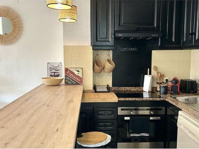 Piso en venta en calle Port Moxo, Castelló d´Empúries, de 48 m² 2 habitaciones por 260.000