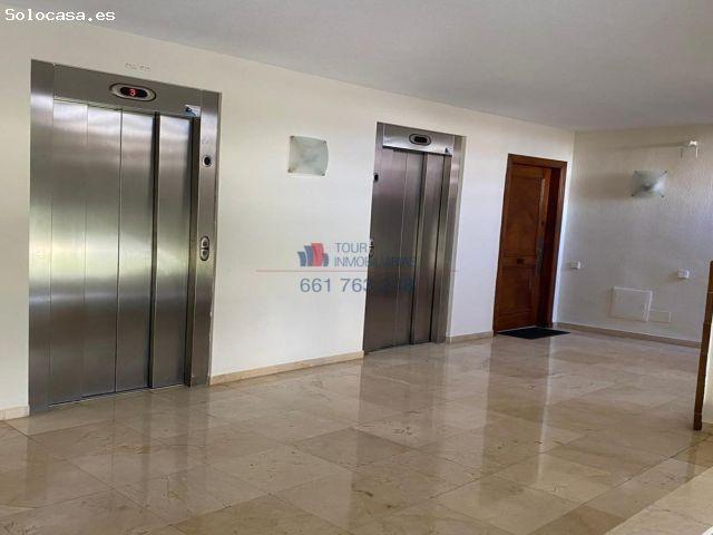 Piso en venta en calle Profesor Rafael Casasempere 1