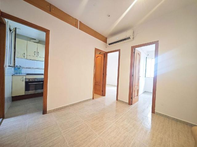 Piso en venta en calle Progrés, Hospitalet de Llobregat, L´, de 54 m² 2 habitaciones por 170.000
