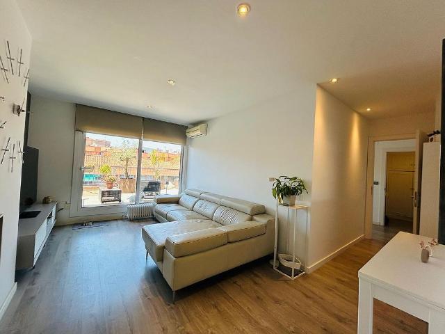 Dúplex en venta en calle Ramon Albo, Barcelona, de 161 m² 4 habitaciones por 795.000