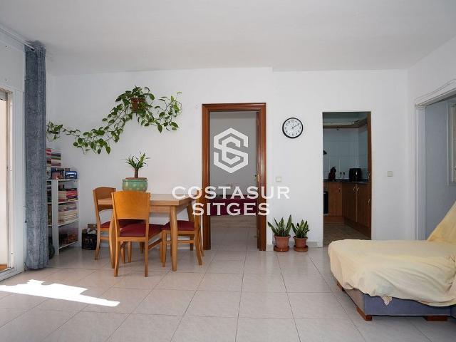 Piso en venta en calle Ramon Figueras, Sitges, de 56 m² 3 habitaciones por 295.000